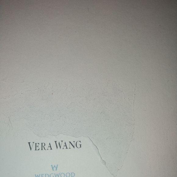 Vera Wang Cream and Black Logo Stationery - Picture 6 of 6